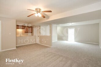 11208 N Wallace Ave in Kansas City, MO - Building Photo - Building Photo