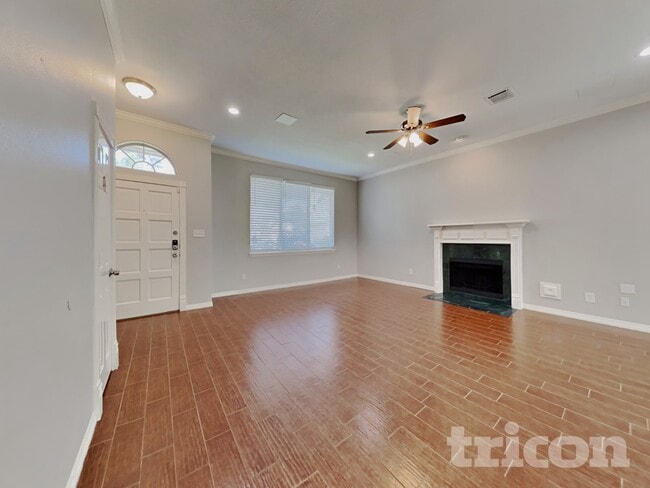 138 Snug Harbor Blvd in Montgomery, TX - Building Photo - Building Photo