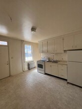 128 S West St in Carlisle, PA - Building Photo - Building Photo