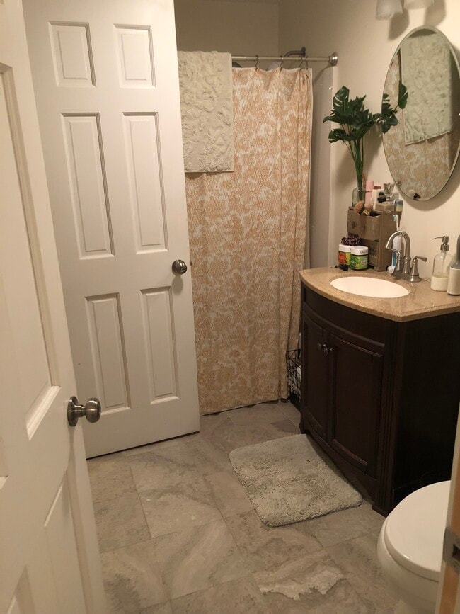 98 Walworth St, Unit 2 in Saratoga Springs, NY - Building Photo - Building Photo