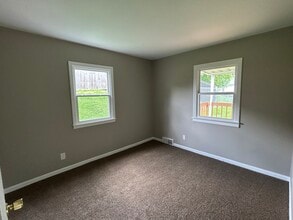 2211 Hazelton Ave in Dayton, OH - Building Photo - Building Photo