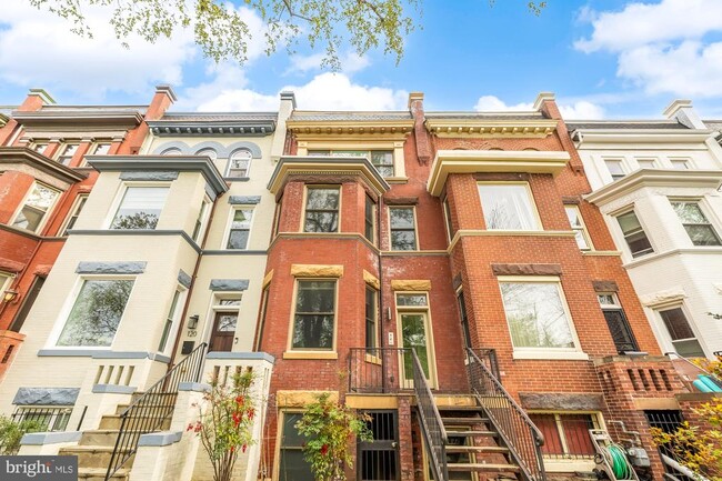property at 122 Bryant St NW