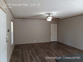11229 Hixson Pike in Soddy Daisy, TN - Building Photo - Building Photo
