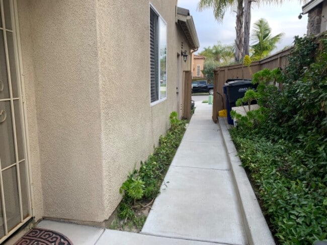 1624 Hillsborough St in Chula Vista, CA - Building Photo - Building Photo