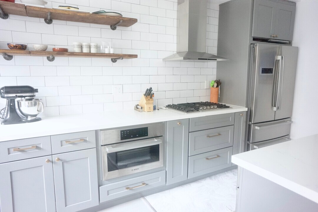 2078 S Delaware St in San Mateo, CA - Building Photo