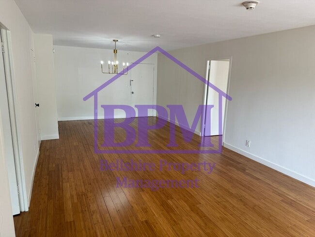 3415 West End Ave in Nashville, TN - Building Photo - Building Photo