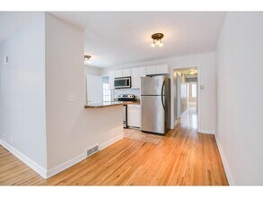 3964 Xenwood Ave S in Minneapolis, MN - Building Photo - Building Photo