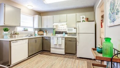 The Block Townhomes in Starkville, MS - Foto de edificio - Building Photo