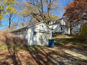 903 W Main St in Toulon, IL - Building Photo - Building Photo