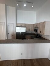 2204 L Pavia Blvd in Venice, FL - Building Photo - Building Photo