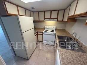 4211 S Semoran Blvd in Orlando, FL - Building Photo - Building Photo