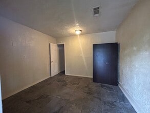 664 Queen Julianna Ln in Jackson, MS - Building Photo - Building Photo