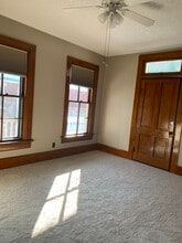 1329 Jackson St in Dubuque, IA - Building Photo - Building Photo