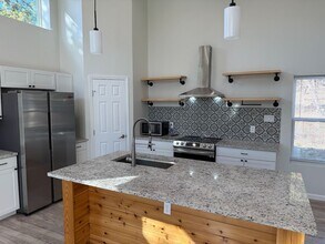 1226 Whispering Hills Dr in Canyon Lake, TX - Building Photo - Building Photo