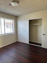 14025 Chadron Ave in Hawthorne, CA - Foto de edificio - Building Photo