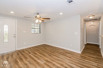 2039 Ashland St in Jacksonville, FL - Building Photo - Building Photo