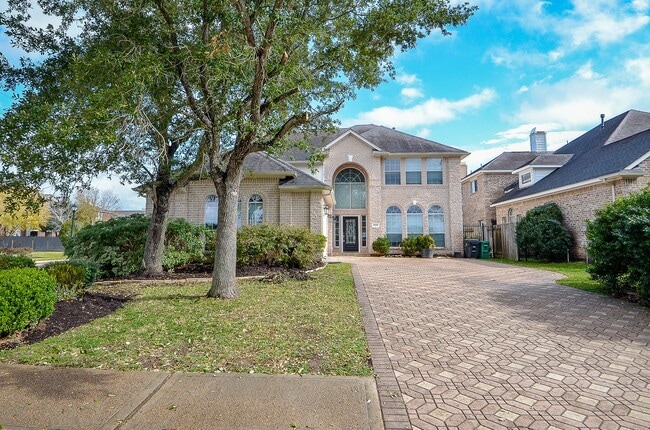 14203 Marina Bay Ln in Sugar Land, TX - Building Photo - Building Photo
