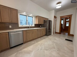 3706 N Wilton Ave in Chicago, IL - Building Photo - Building Photo