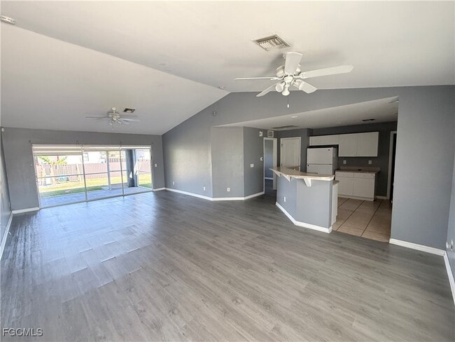 3030 33rd St SW in Lehigh Acres, FL - Building Photo - Building Photo