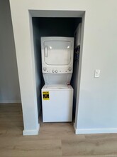 544 Locust Ave in Port Chester, NY - Building Photo - Building Photo