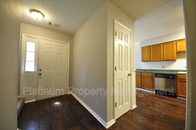 232 Hembree Park Terrace in Roswell, GA - Building Photo - Building Photo