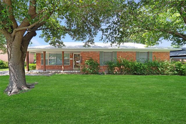 property at 302 Easton Rd