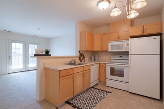 Harborcreek Senior Apartments in Erie, PA - Foto de edificio - Interior Photo