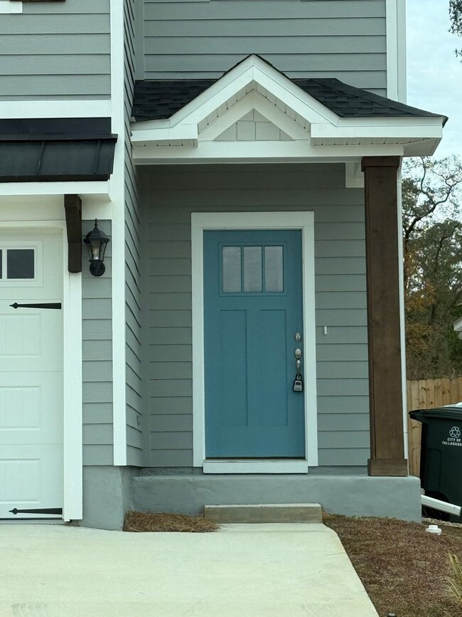 1386 Landon Hills Dr in Tallahassee, FL - Building Photo - Building Photo