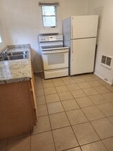 1516 Carlisle Blvd SE, Unit A in Albuquerque, NM - Foto de edificio - Building Photo