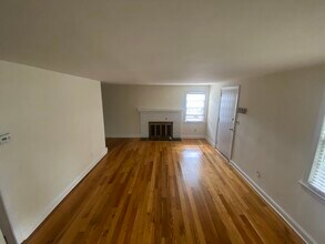 621 Greenbrook Rd in North Plainfield, NJ - Building Photo - Building Photo