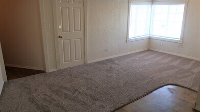 525 S Mission St, Unit 6 in Wenatchee, WA - Building Photo - Building Photo