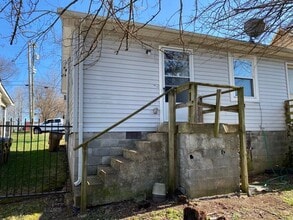 2130 Burns St in Nashville, TN - Building Photo - Building Photo