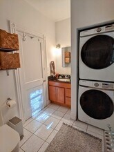399 Washington St, Unit 2 in Somerville, MA - Building Photo - Building Photo