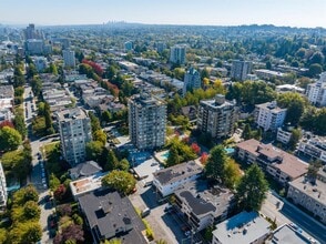 Skyline in Vancouver, BC - Building Photo - Building Photo