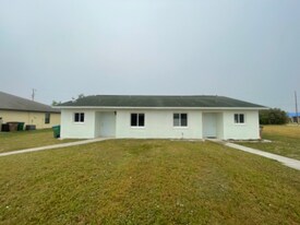 216 Cultural Park Blvd in Cape Coral, FL - Building Photo