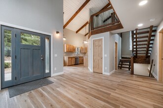 24 Ranchette Dr in Bigfork, MT - Building Photo - Building Photo