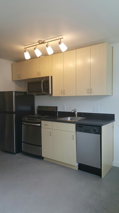 5216 Brooklyn Apartment in Seattle, WA - Building Photo