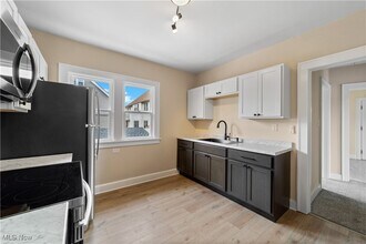 4360 W 45th St in Cleveland, OH - Building Photo - Building Photo