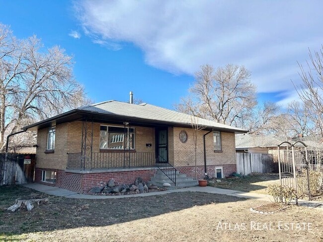 2353 S Sherman St in Denver, CO - Foto de edificio - Building Photo
