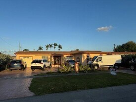 1325 W 4th Ln in Hialeah, FL - Building Photo