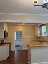 214 Hanover Ave, Unit A in Columbia, SC - Foto de edificio - Building Photo