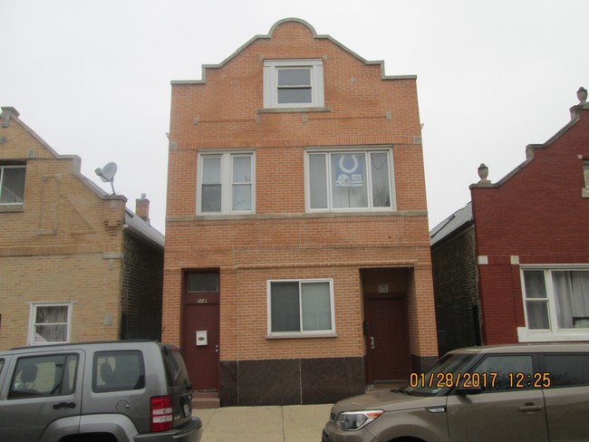 2144 W 19th St in Chicago, IL - Foto de edificio - Building Photo