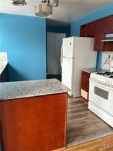 203 W Delavan Ave in Buffalo, NY - Building Photo - Building Photo