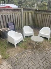 82 Henderson Dr in Aurora, ON - Building Photo - Building Photo