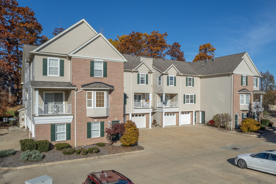 Sturbridge Crossing I in Broadview Heights, OH - Foto de edificio