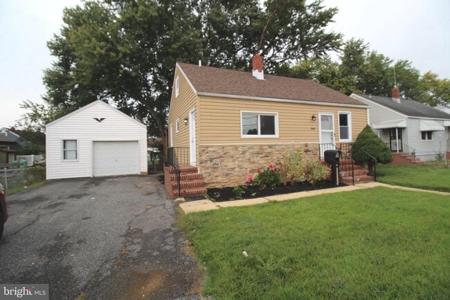 property at 548 S Marlyn Ave