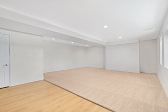 685 N 660 W in West Bountiful, UT - Building Photo - Building Photo