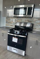 782 Hallett St, Unit 4 in Bridgeport, CT - Building Photo