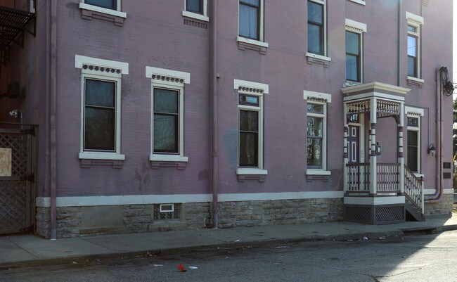 Beethoven Place Townhomes in Cincinnati, OH - Foto de edificio - Building Photo