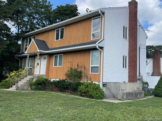 935 Merrick Rd in Baldwin, NY - Building Photo - Building Photo